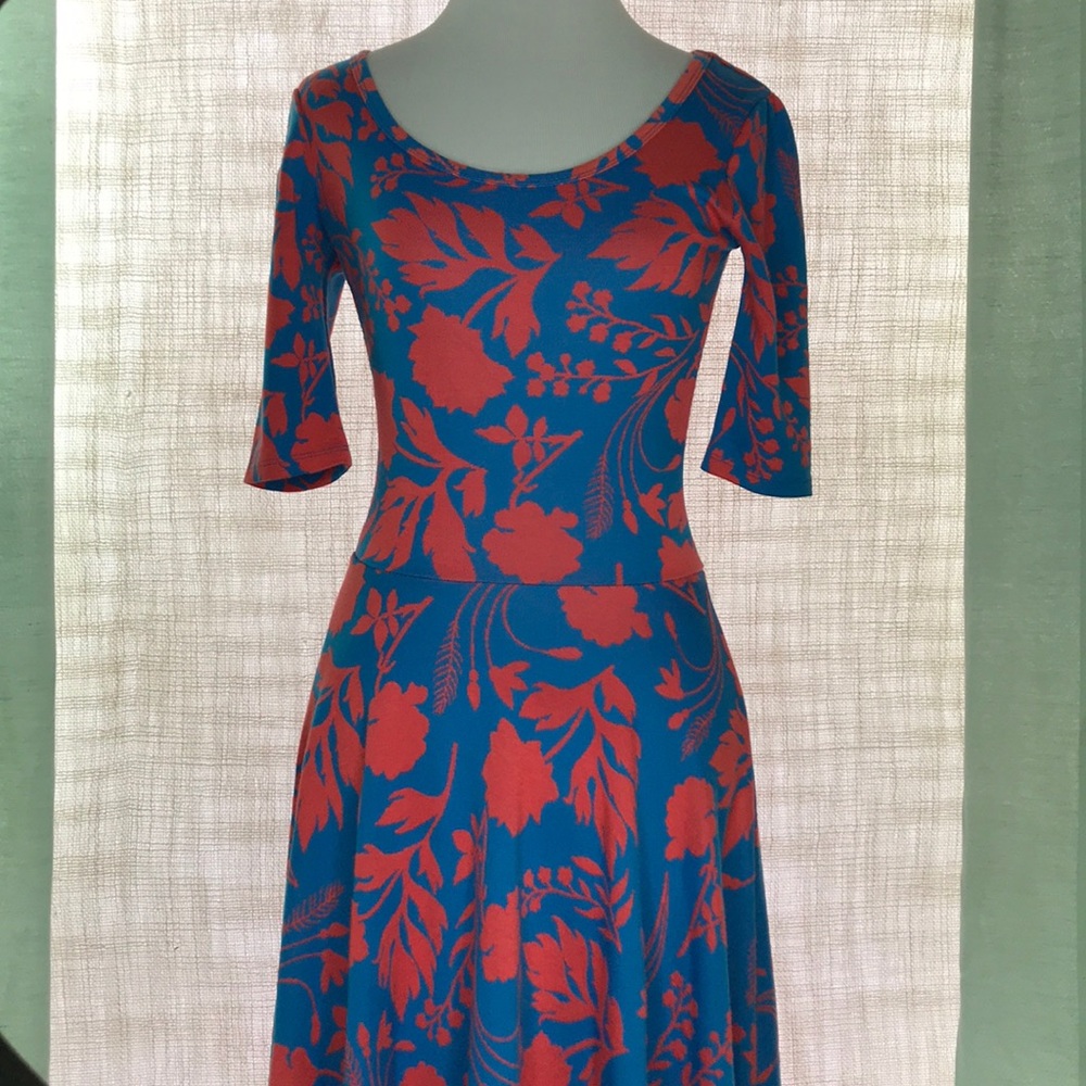 XXS LuLaRoe Nicole